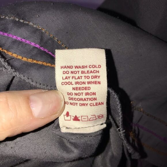 Chelsea & Violet Sleevless Dress - Picture 3 of 5